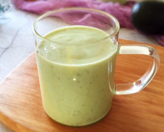 Avocado Banana Smoothie