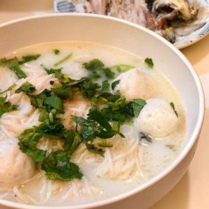 Crucian carp noodle soup protein snacks