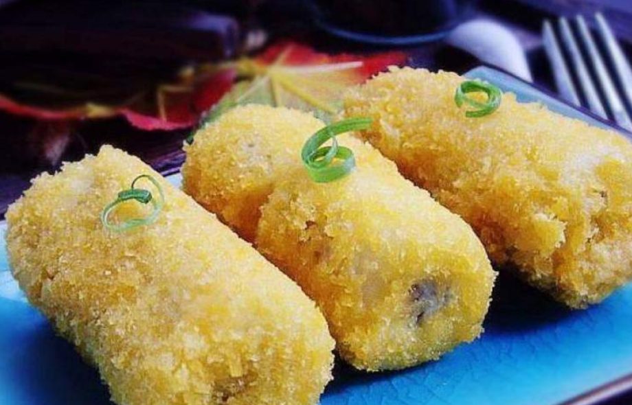 Banana egg roll