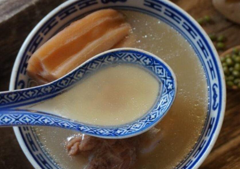 Lotus root mung bean and pork bone soup