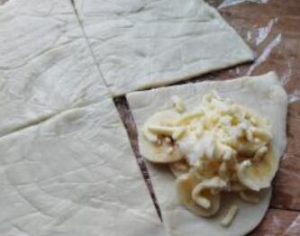 Banana cheese hand pancakes