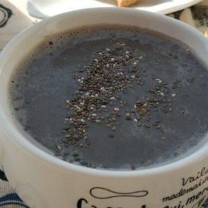 Black sesame walnut black soybean milk