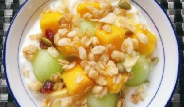 Banana Mango Yogurt Bowl