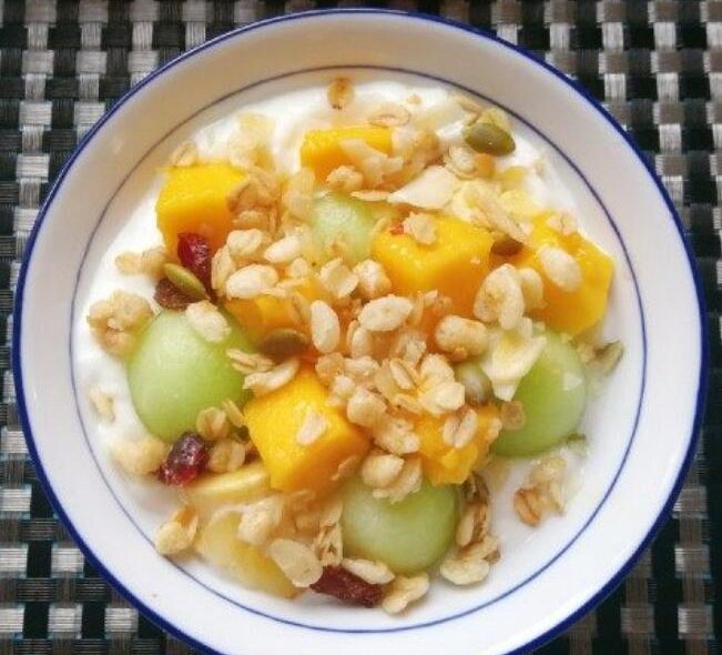 Banana Mango Yogurt Bowl