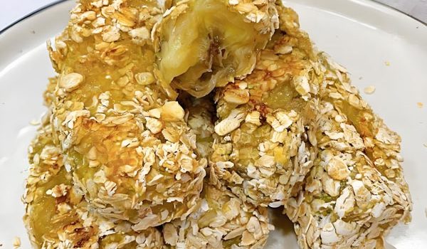 Banana Oatmeal Roll