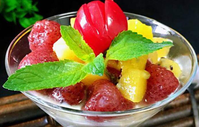 Yogurt Fruit Salad